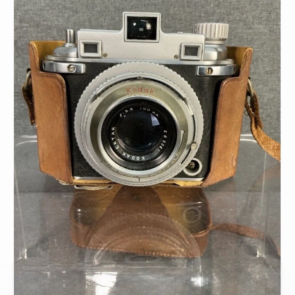 Vintage Kodak Medalist II Camera Untested